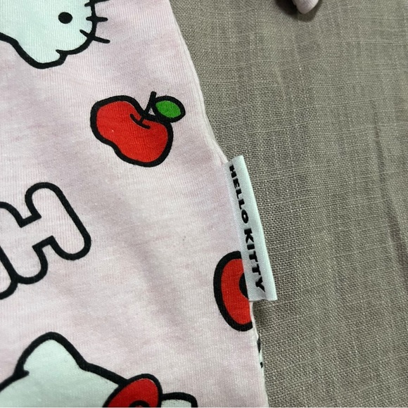 Hello Kitty Kids Pajama Set - Pink and Red Size 10 Sanrio Bow Coquette Girly - Picture 6 of 8
